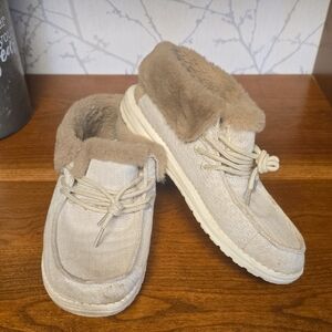 Hey Dude Beige Fur-Lined Shoes